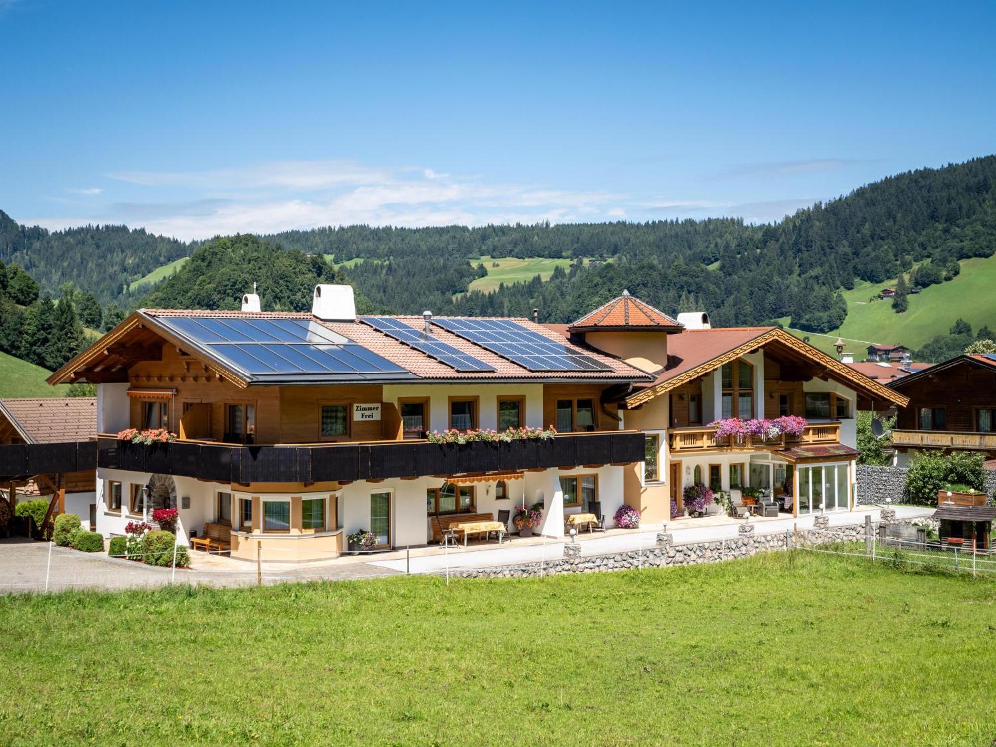 Haus Daniela Hotel Wildschoenau Exterior photo