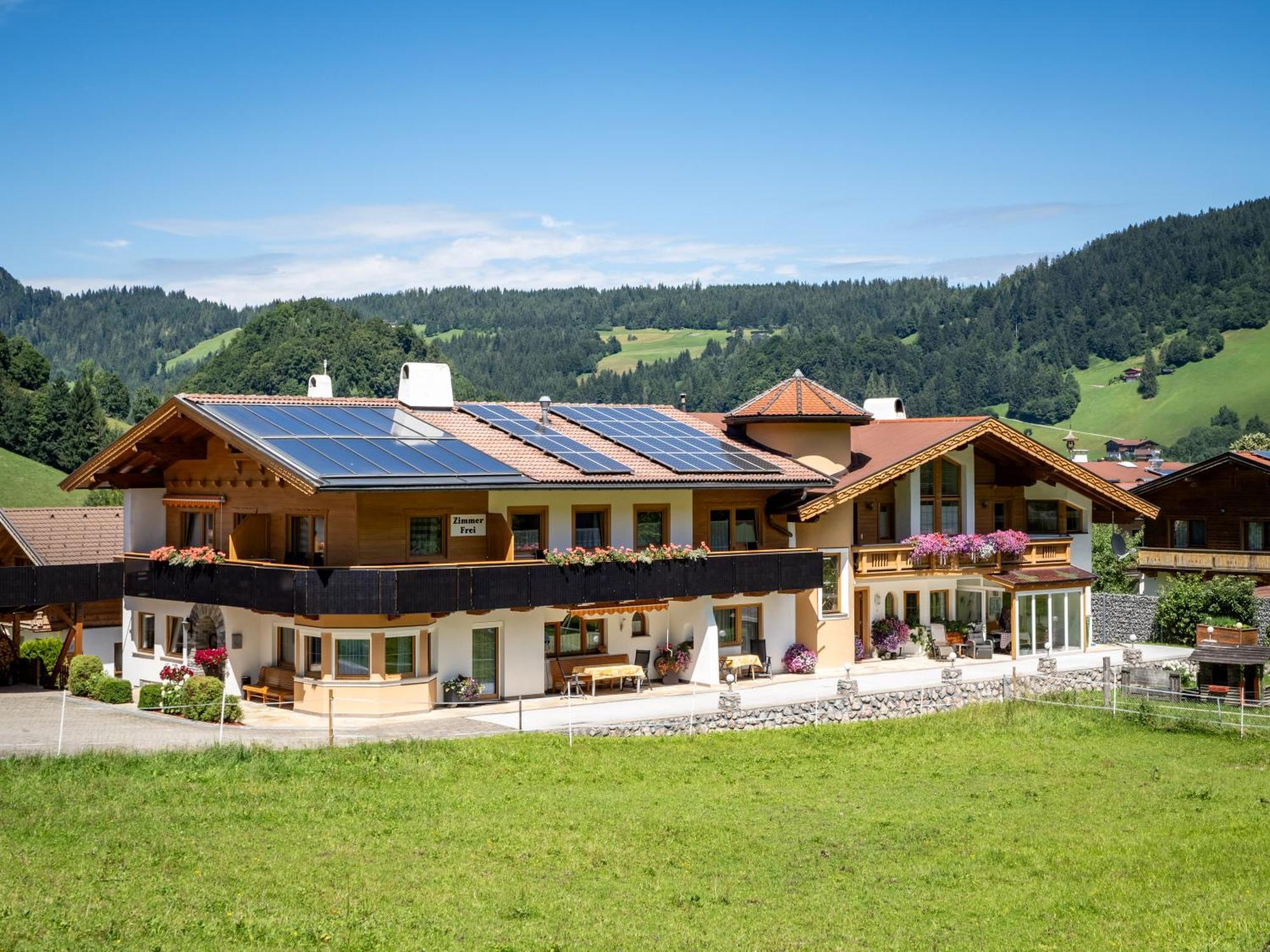 Haus Daniela Hotel Wildschoenau Exterior photo